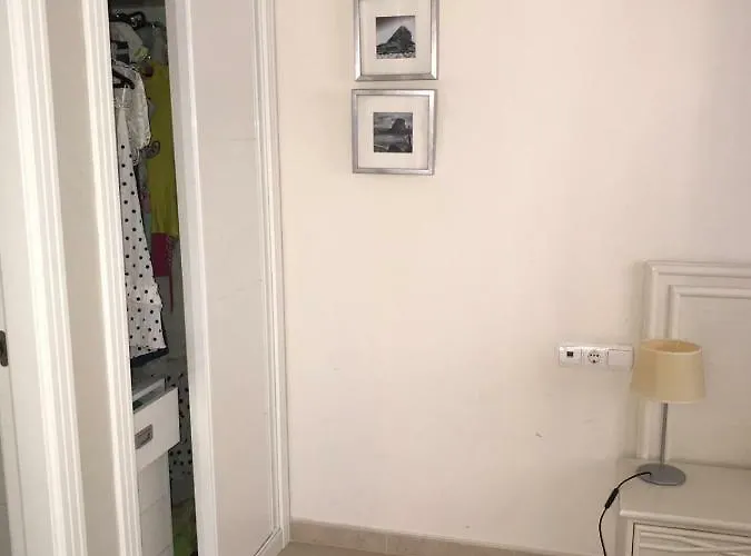 Con Buena Vista شقة